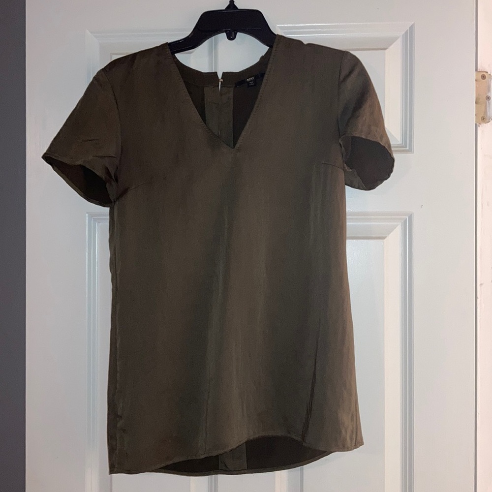Hugo Boss army green t shirt